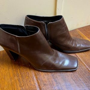 Bandolino leather booties. Size 10